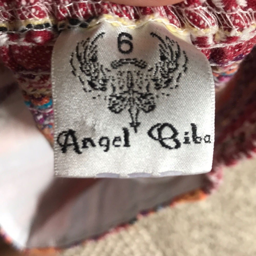 Shorts - Picture 3 of 3